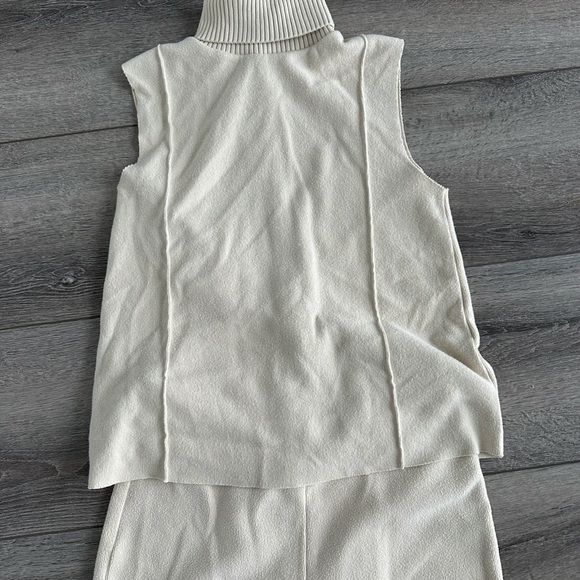Zara Ecru Lounge Set - Size Small - Picture 3 of 9